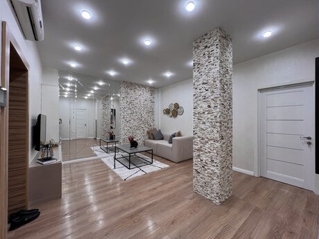 3 otaqlı yeni tikili - Ağ şəhər q. - 83 m²