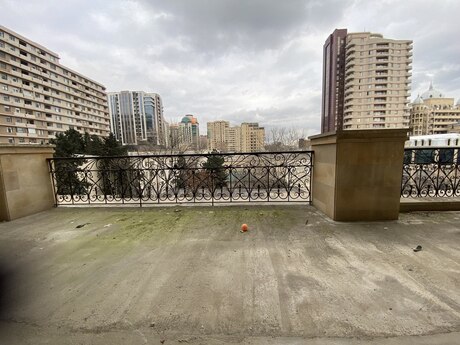 5 otaqlı yeni tikili - Nizami m. - 265 m²