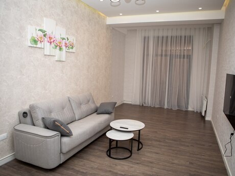 2 otaqlı yeni tikili - 28 May m. - 70.8 m²