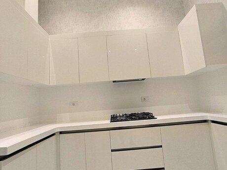 2 otaqlı yeni tikili - 28 May m. - 70.8 m²