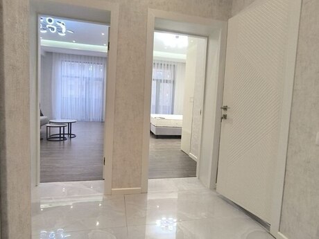 2 otaqlı yeni tikili - 28 May m. - 70.8 m²
