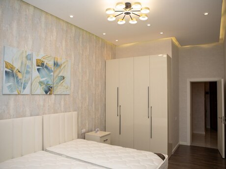 2 otaqlı yeni tikili - 28 May m. - 70.8 m²
