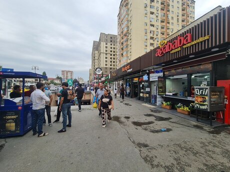 Obyekt - İnşaatçılar m. - 230 m²
