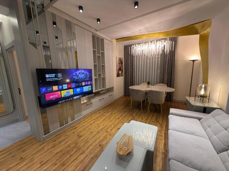 2-room apartment for rent, 70 m², Ağ şəhər: 1 999 ₼/mo 3