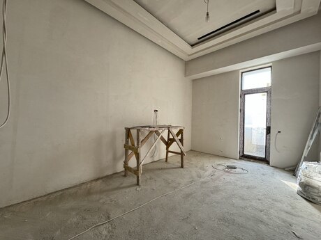 4 otaqlı yeni tikili - Nizami m. - 423 m²