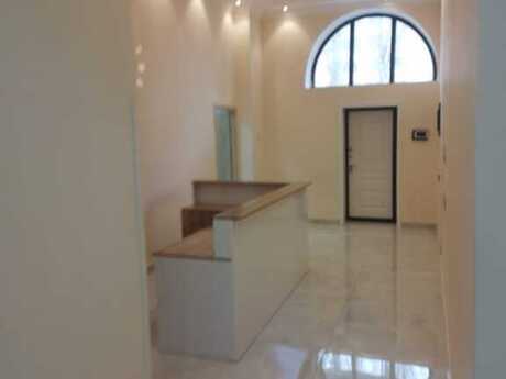 Obyekt - Azadlıq Prospekti m. - 300 m²