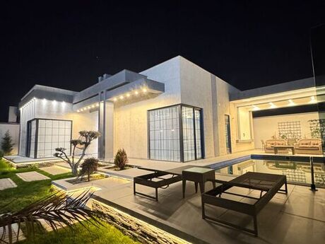 5 otaqlı həyət evi/bağ evi - Mərdəkan q. - 220 m²