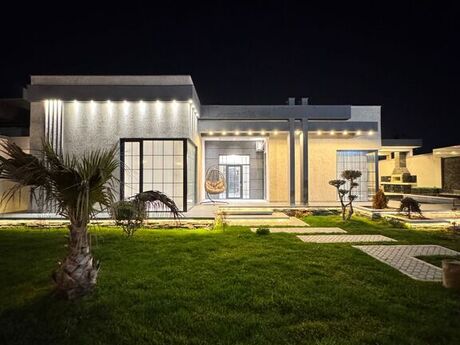 5 otaqlı həyət evi/bağ evi - Mərdəkan q. - 220 m²