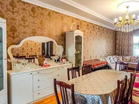 4 otaqlı həyət evi/bağ evi - Buzovna q. - 200 m²