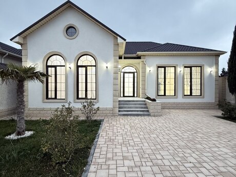 5 otaqlı həyət evi/bağ evi - Mərdəkan q. - 180 m²