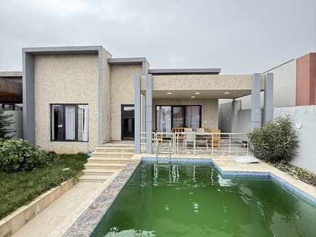 4 otaqlı həyət evi/bağ evi - Mərdəkan q. - 160 m²