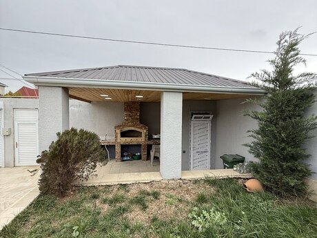 4 otaqlı həyət evi/bağ evi - Mərdəkan q. - 160 m²