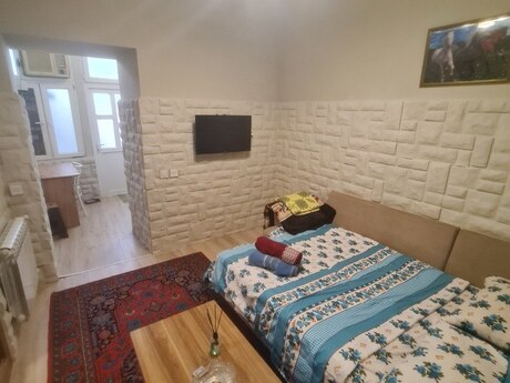 1-room apartment for rent, 29 m², İçəri Şəhər: 29 ₼/mo 5