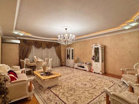 4 otaq · 205 m² · 14/17 mərtəbə, Elmlər Akademiyası