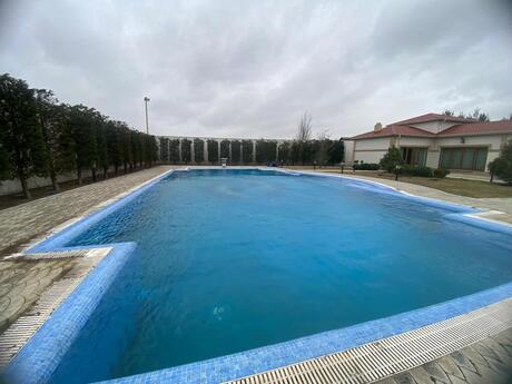 7 otaqlı həyət evi/bağ evi - Pirşağı q. - 1000 m²