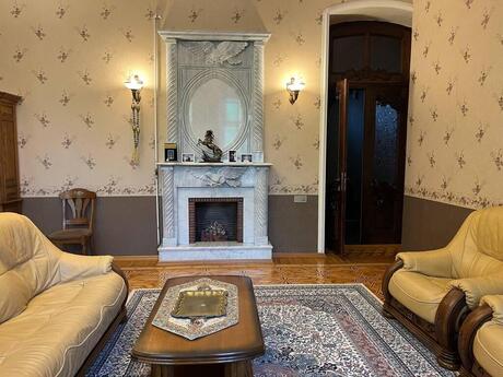 3 otaqlı köhnə tikili - Sahil m. - 145 m²