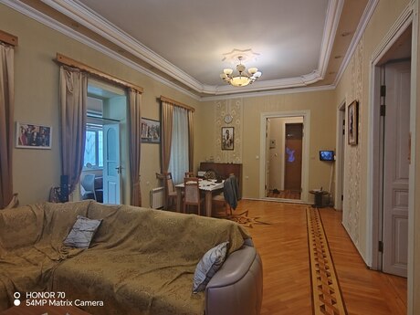 3 otaqlı ofis - 28 May m. - 162 m²