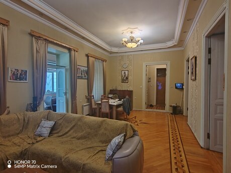 3 otaqlı ofis - 28 May m. - 162 m²