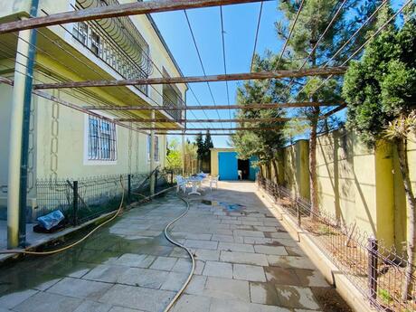 4 otaqlı həyət evi/bağ evi - Dübəndi q. - 130 m²