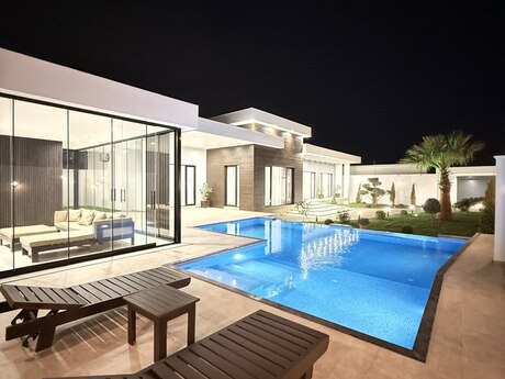 5 otaqlı həyət evi/bağ evi - Mərdəkan q. - 260 m²