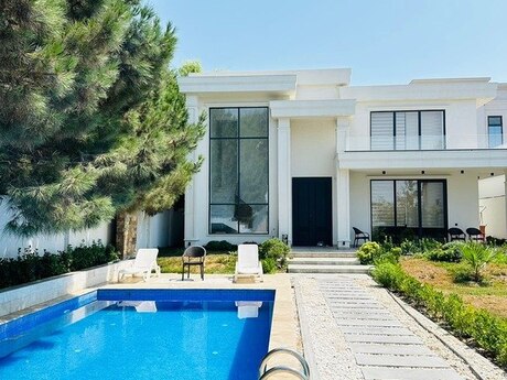 4 otaqlı həyət evi/bağ evi - Şüvəlan q. - 220 m²