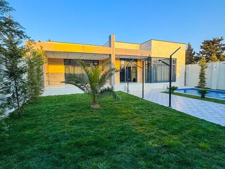 5 otaqlı həyət evi/bağ evi - Şüvəlan q. - 220 m²