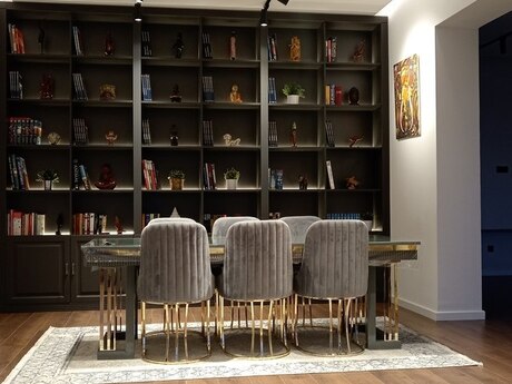 7 otaqlı həyət evi/bağ evi - Şüvəlan q. - 300 m²