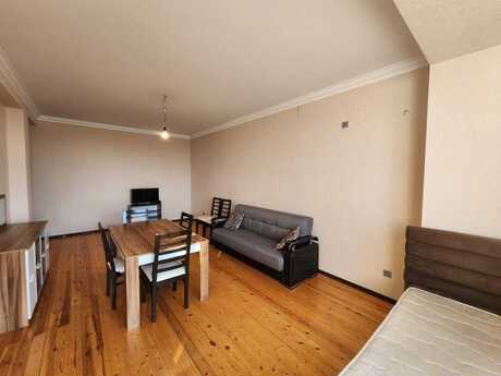 2 otaqlı yeni tikili - 7-ci mikrorayon q. - 95 m²