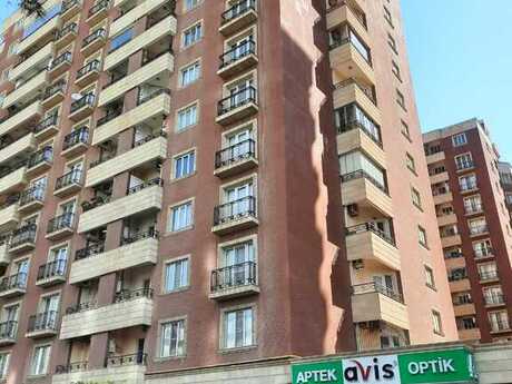 6 otaqlı yeni tikili - Nəsimi r. - 501 m²