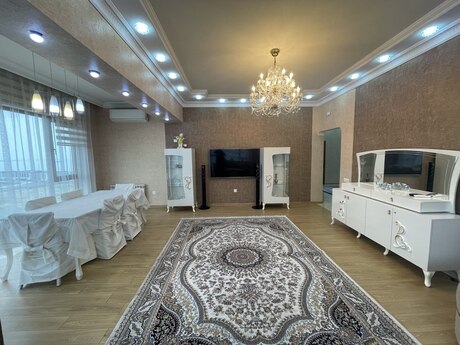 4-комн. новостройка - м. Шах Исмаил Хатаи - 181 м²
