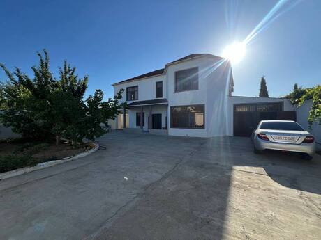 6 otaqlı həyət evi/bağ evi - Şüvəlan q. - 250 m²