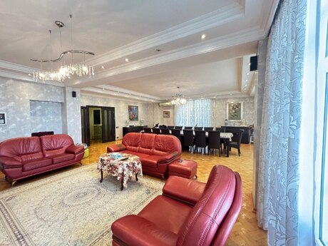 6 otaqlı mənzil, 401 m², 28 May: 1 700 000 ₼ 2