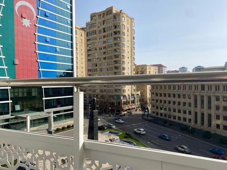 3 otaqlı yeni tikili - Nizami m. - 100 m²