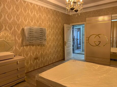 2-комн. новостройка - м. 8 ноября - 100 м²