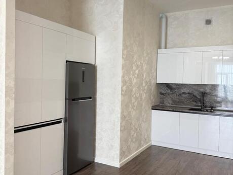 2-комн. новостройка - Насиминский  р. - 94.5 м²