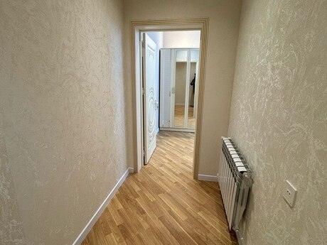4 otaqlı yeni tikili - Bakıxanov q. - 134 m²