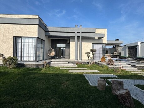 4 otaqlı həyət evi/bağ evi - Xəzər r. - 200 m²