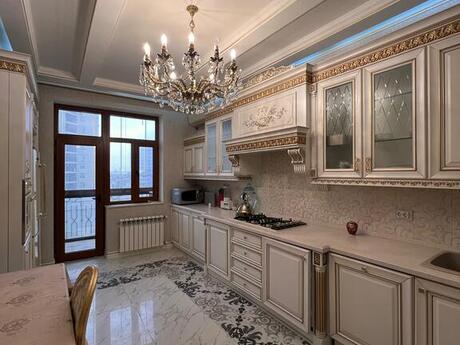 3 otaqlı yeni tikili - Elmlər Akademiyası m. - 170 m²