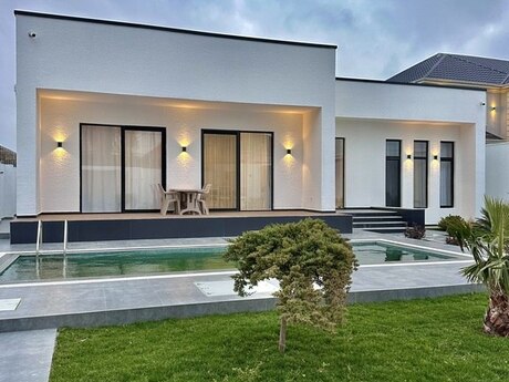 5 otaqlı həyət evi/bağ evi - Mərdəkan q. - 200 m²