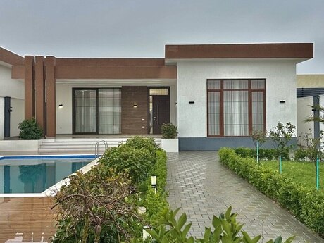 4 otaqlı həyət evi/bağ evi - Mərdəkan q. - 240 m²