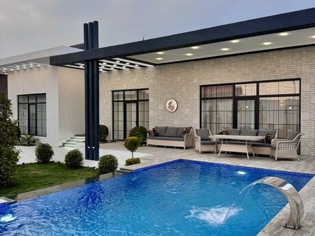 5 otaqlı həyət evi/bağ evi - Mərdəkan q. - 265 m²