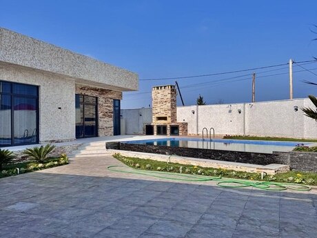5 otaqlı həyət evi/bağ evi - Mərdəkan q. - 200 m²