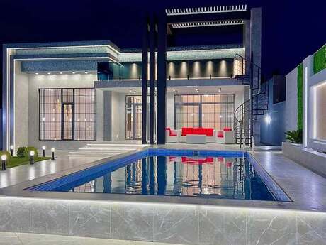 5 otaqlı həyət evi/bağ evi - Mərdəkan q. - 250 m²