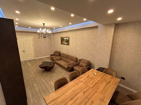 3 otaqlı yeni tikili - İnşaatçılar m. - 95 m²