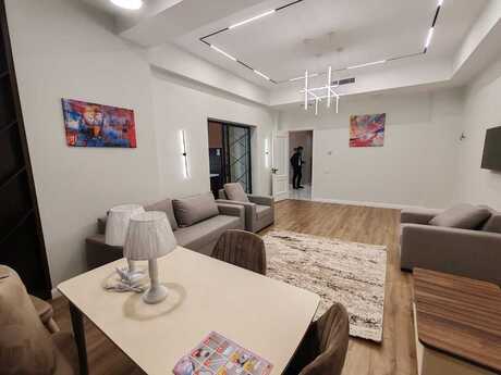 3 otaqlı yeni tikili - Elmlər Akademiyası m. - 135 m²