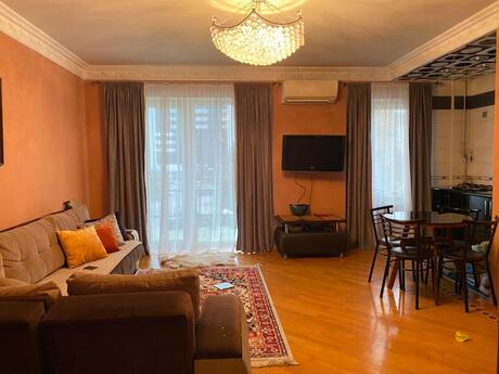 2 otaqlı köhnə tikili - 28 May m. - 56 m²