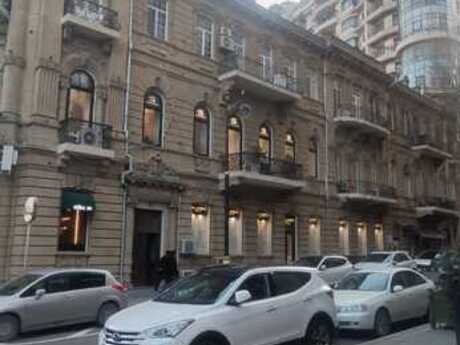 Obyekt - Səbail r. - 150 m²