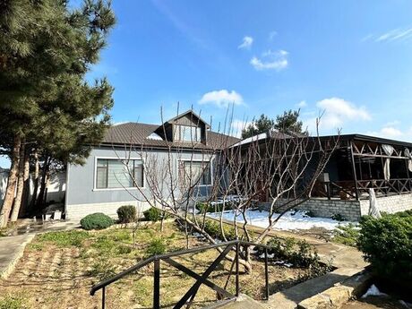 4 otaqlı həyət evi/bağ evi - Bilgəh q. - 350 m²