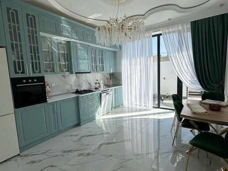 6 otaqlı həyət evi/bağ evi - Mərdəkan q. - 300 m²