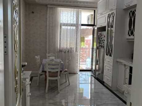 3-комн. новостройка - м. Гянджлик - 145 м²